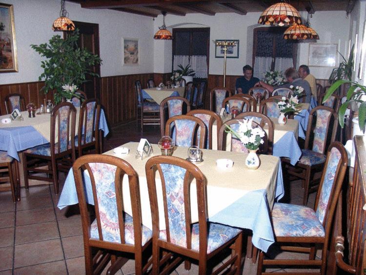 Hotel Drei Koenige Neckarbischofsheim Εξωτερικό φωτογραφία
