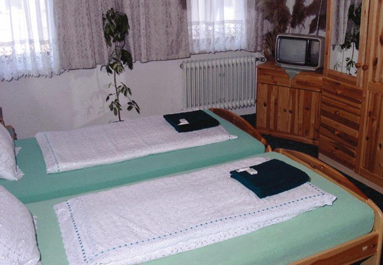 Hotel Drei Koenige Neckarbischofsheim Εξωτερικό φωτογραφία